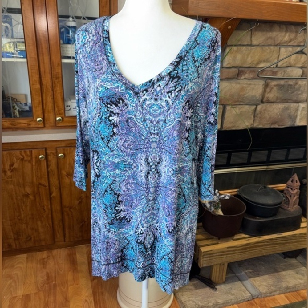Cynthia Rowley  size 1X gorgeous purple & blue paisley abstract asymmetrical top